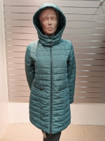Женское демисезонное пальто с капюшоном