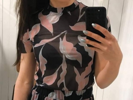 Прозрачная черная блузка с розовым узором